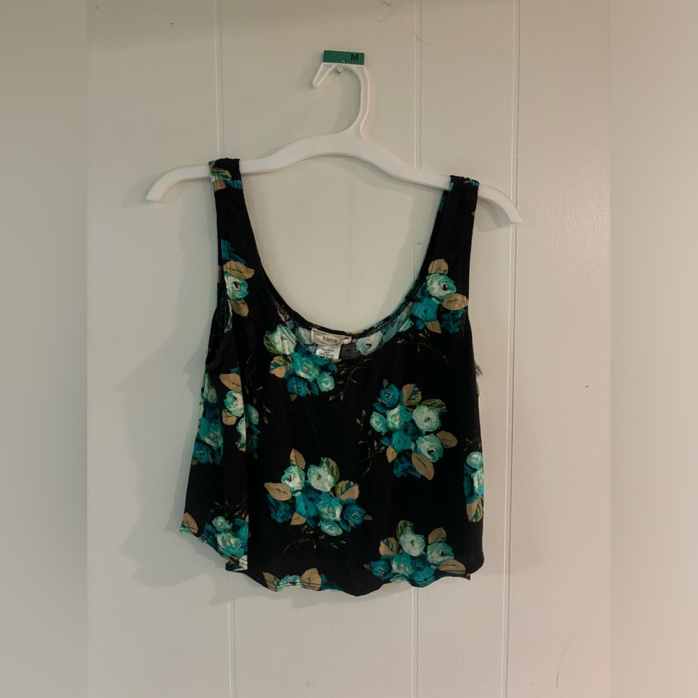 Kirra Floral Flowy Crop Top